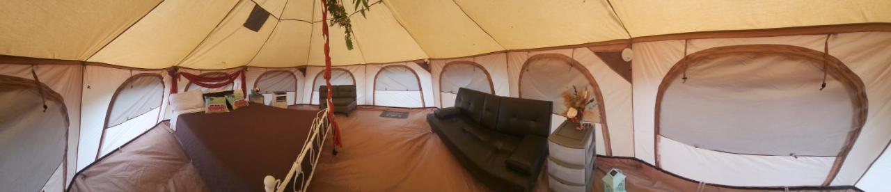 Al'S Hideaway Glamping Tents Hotel Pipe Creek Exterior photo